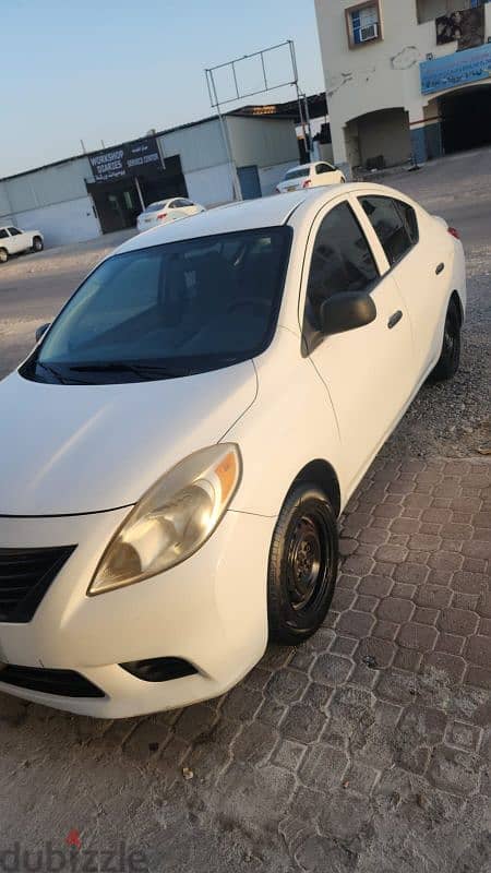 Nissan Versa 2012 1