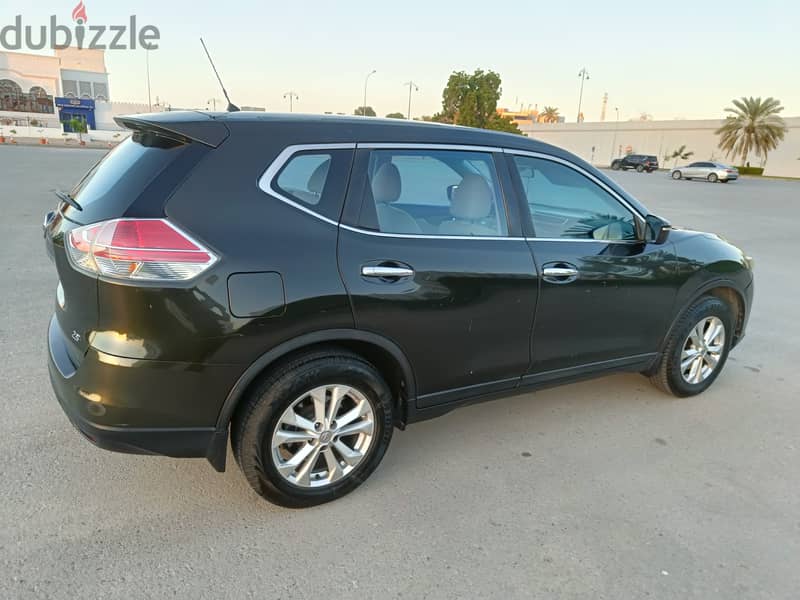 Nissan Xtrail, Model  2015, Km 227K, Expat Driven, 7-seater 5