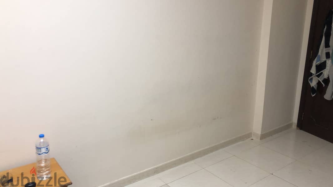 Room for rent near Mall of Muscat 1