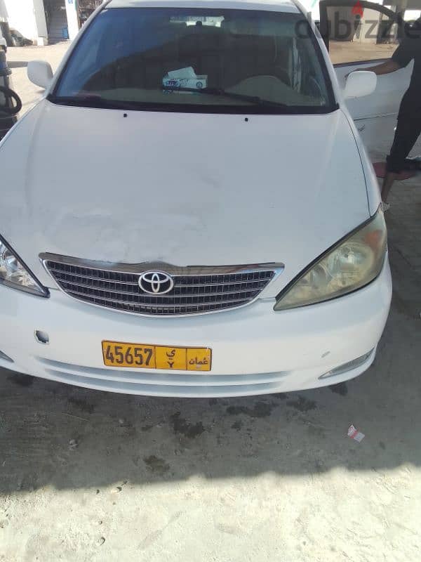 Toyota Camry 2004 4