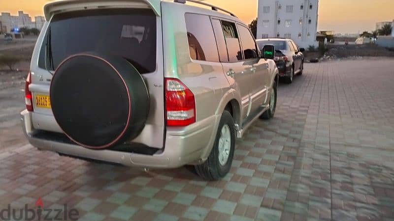 Mitsubishi Pajero 2005 Excellent 2