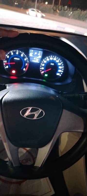 Hyundai Accent 2016 1