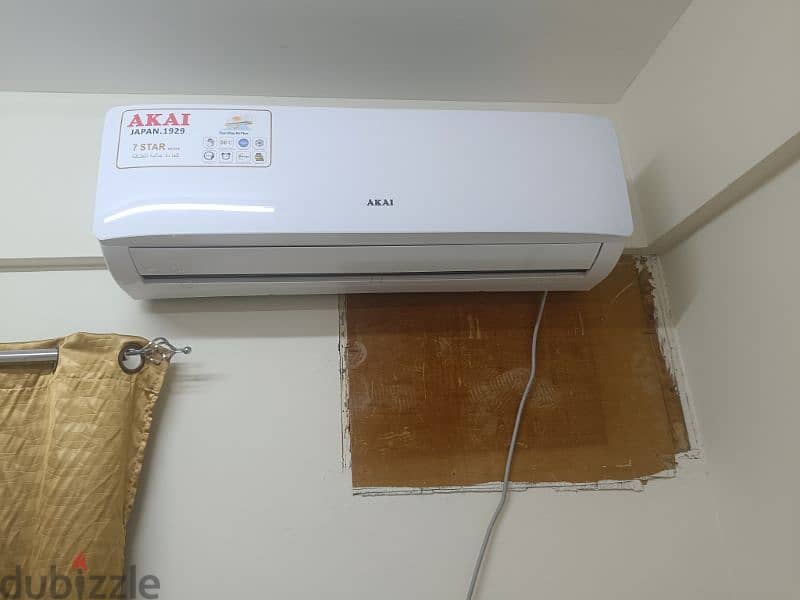 Akai 1.5 tonn split ac 0