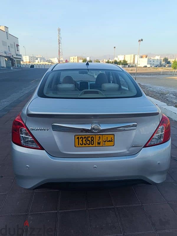 Nissan Sunny 2016 5