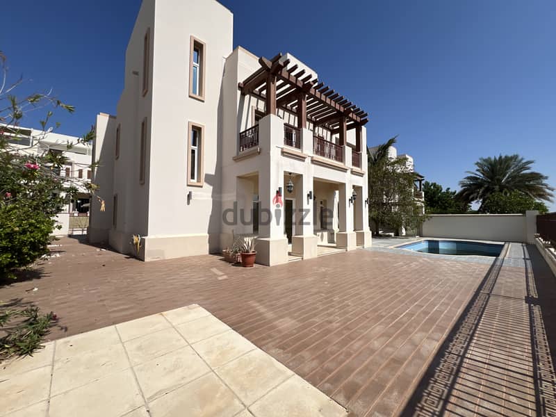 4 Bedroom Villa with Golf Course View for Rent 1