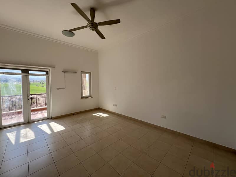 4 Bedroom Villa with Golf Course View for Rent 6