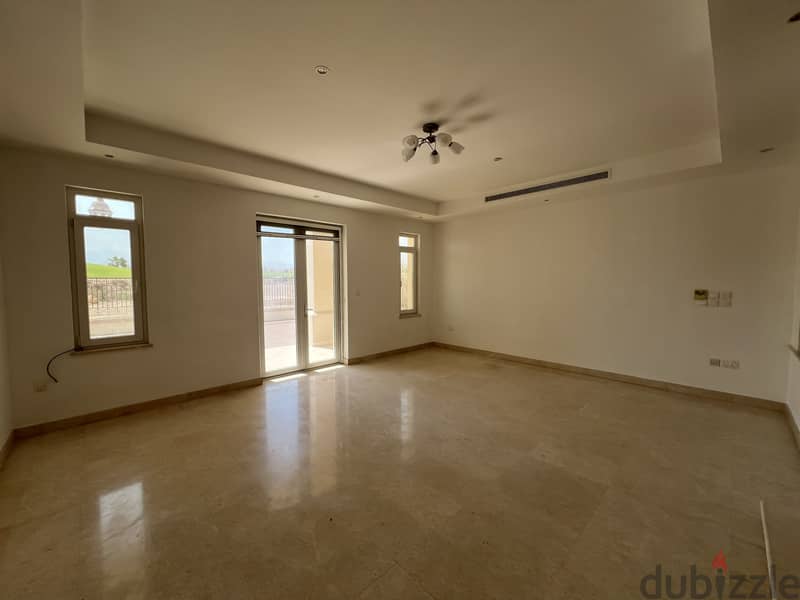 4 Bedroom Villa with Golf Course View for Rent 15