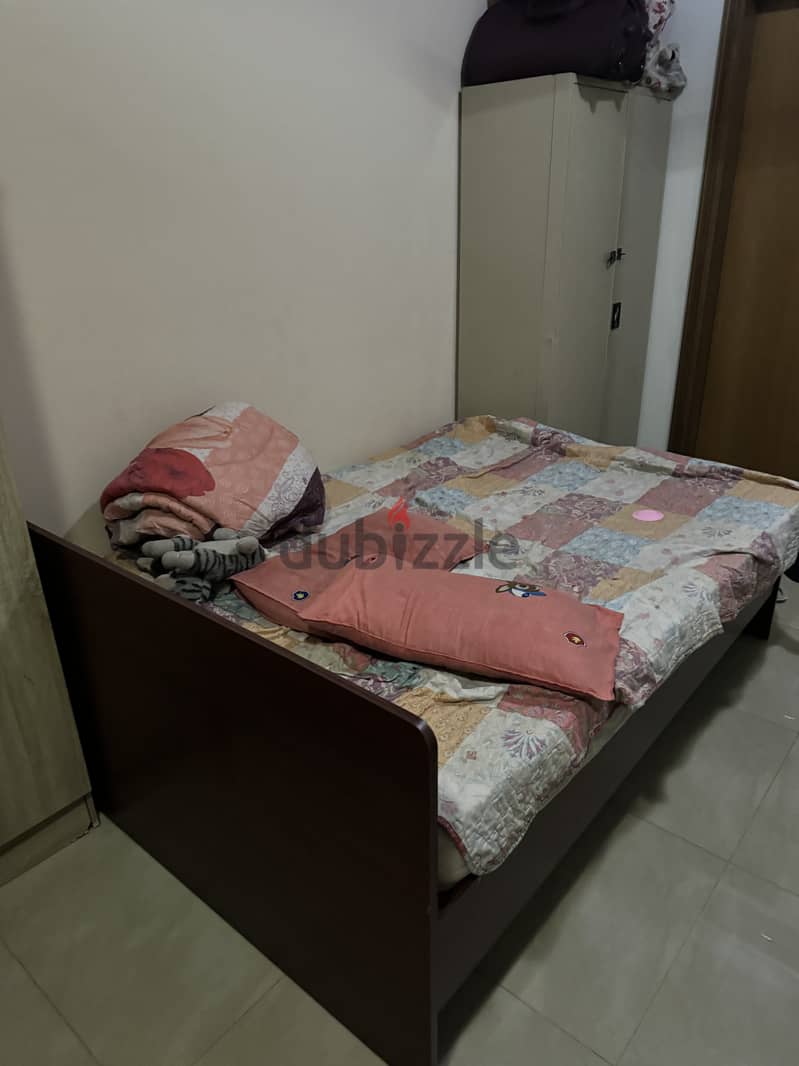 Double cot with mattress 1