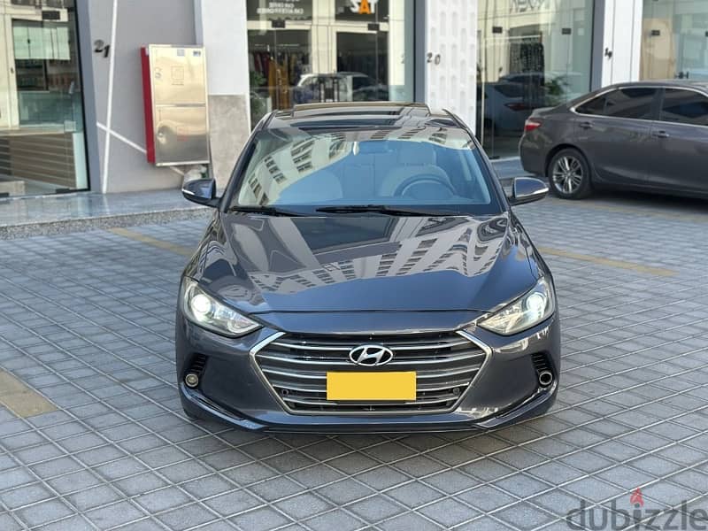 Hyundai Elantra 2017 Oman car 118000 km only 2