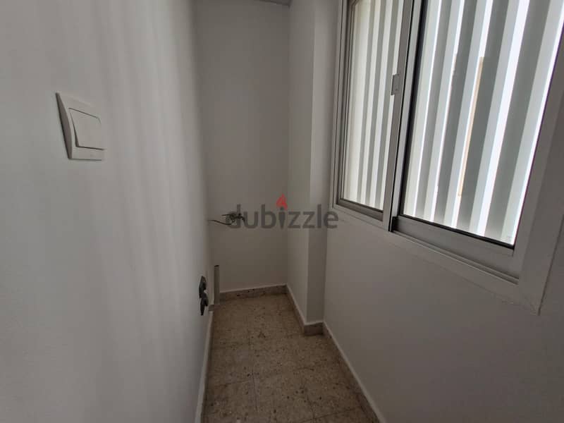 1 BR Apartment in Madinat Sultan Qaboos with Shared Gym 5