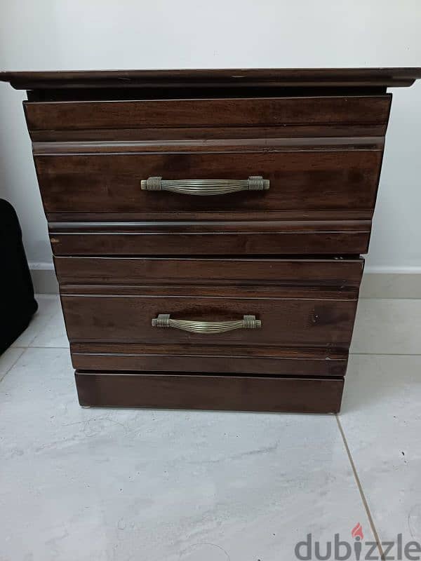 2 Drawer Nightstand 2