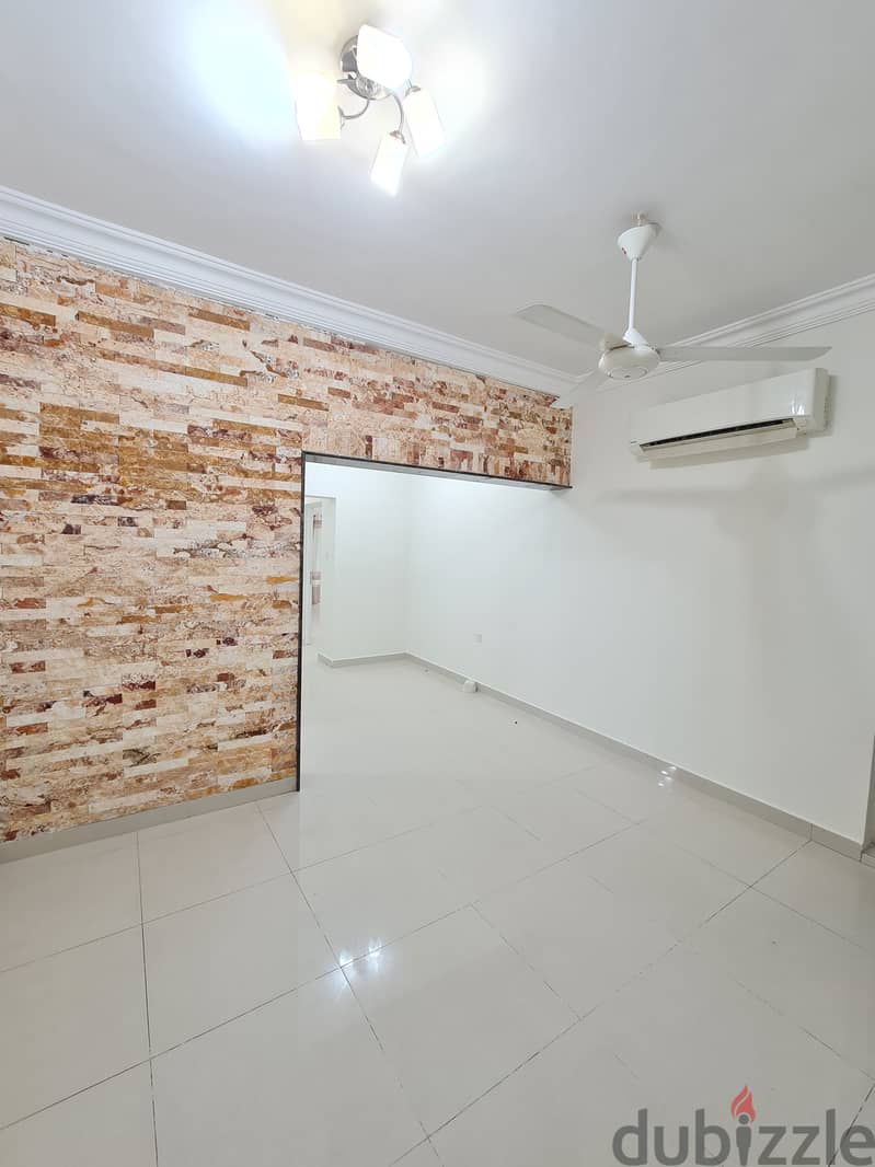 3 Bedroom for Rent Al Khuwair 2