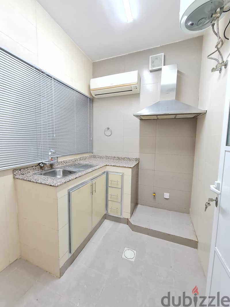 1 Bedroom  1 hall (1 غرفة نوم و1 صالة) 0