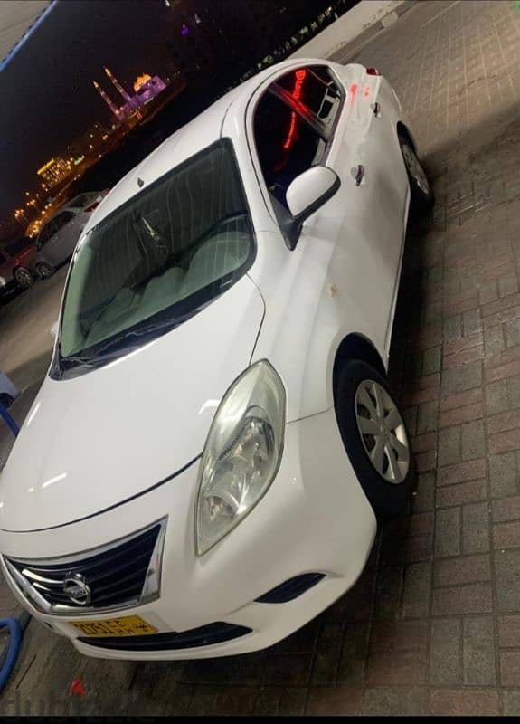 Nissan Sunny 2012 0