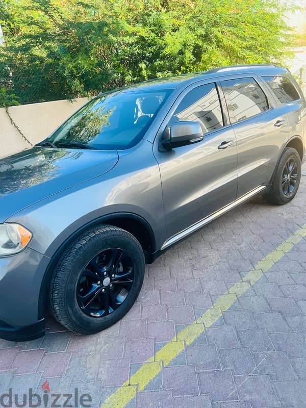 Dodge Durango 2011, 5.7L HEMI Engine,low mileage 3