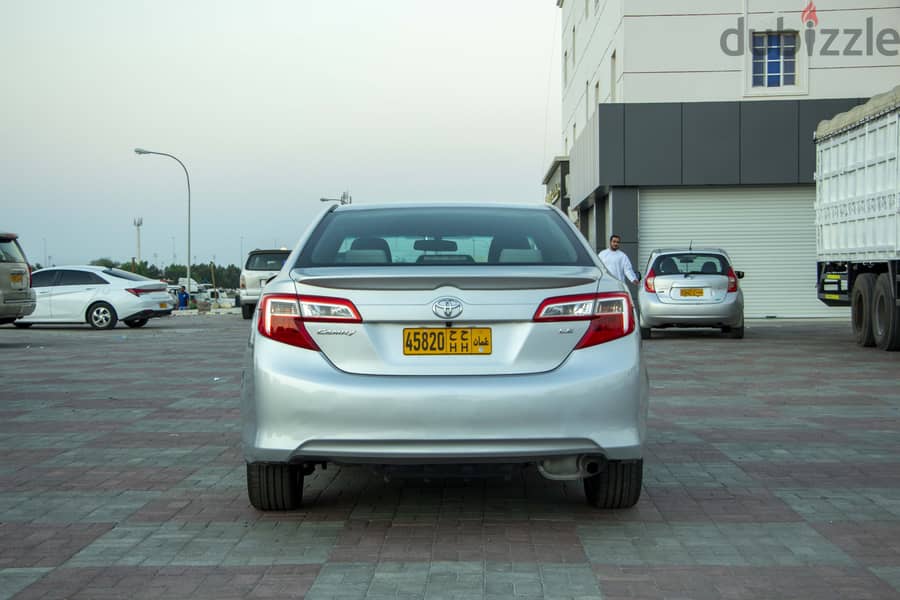 Toyota Camry 2013 4