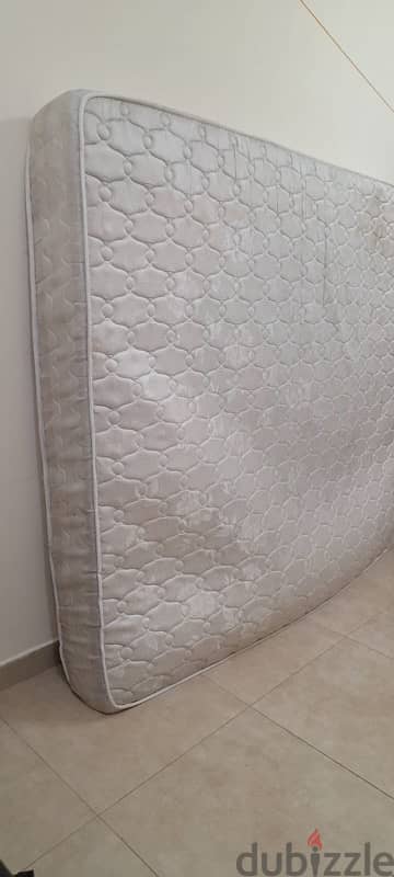 Used King Size Spring Bonded Mattress 1