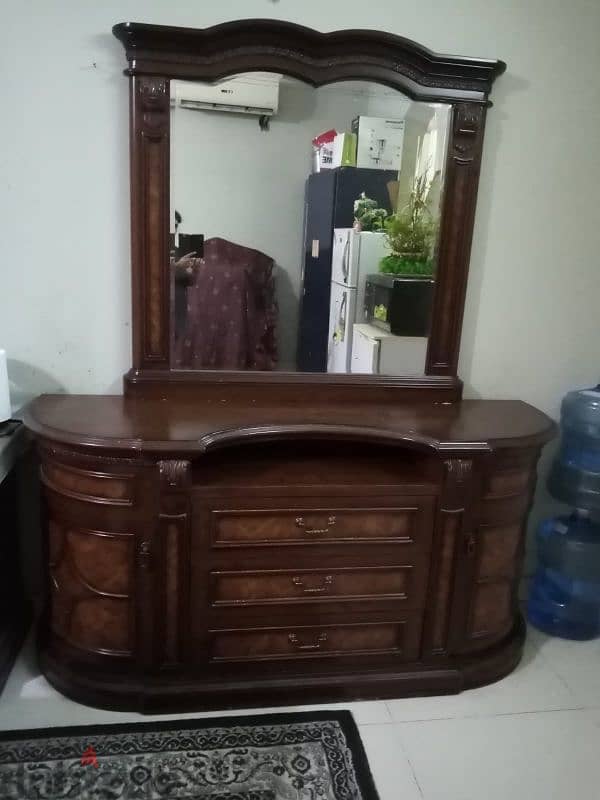 dressing table 1