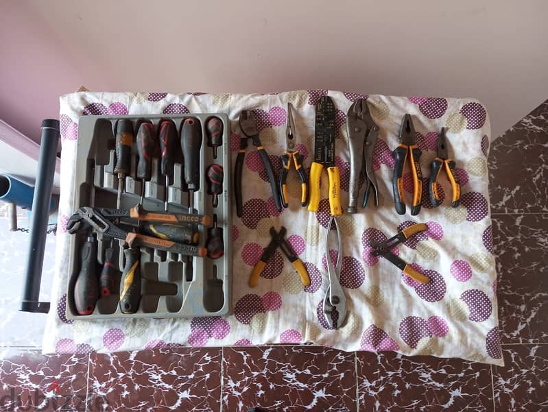 Car Garrage Tools & Equipments for Sale 15