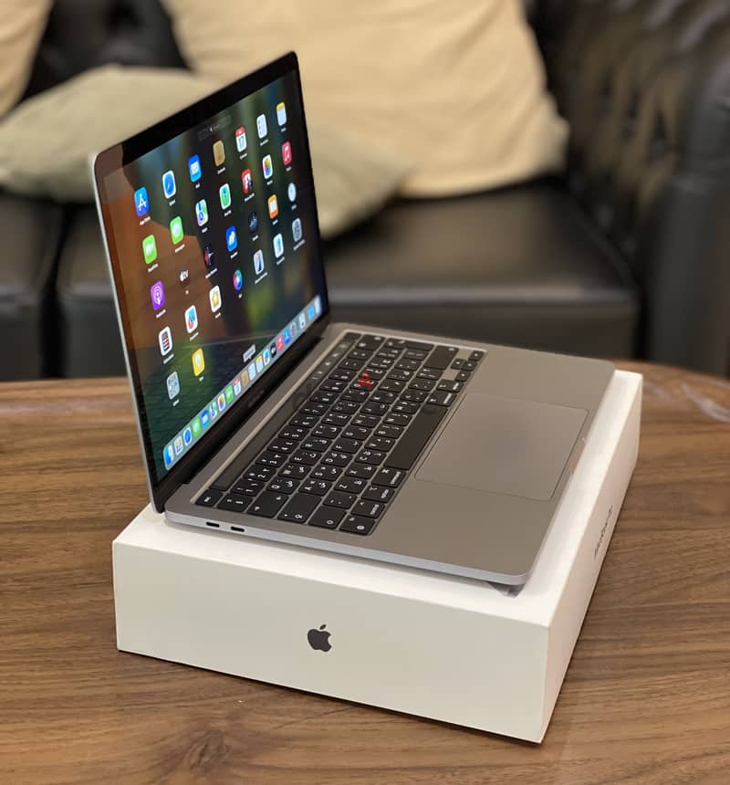 Apple MacBook Pro M1 - 13" 2020 8GB, 2565GB Super Clean Machine 4