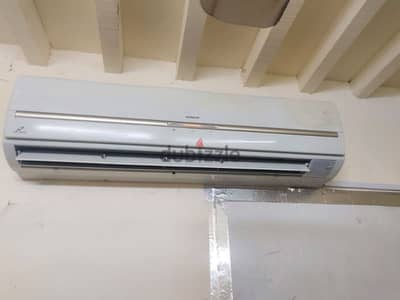 Hitachi split AC 2.5 Ton 65 RO