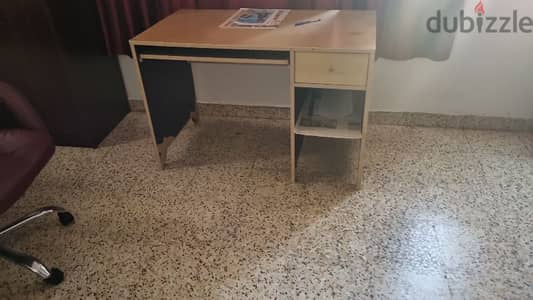 computer desk