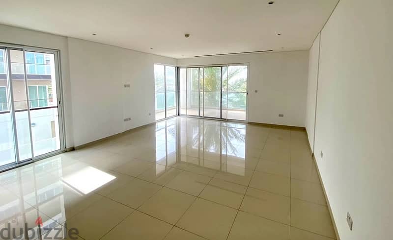 *Stunning 3-Bedroom Apartment for Rent at Al Mouj, Marsa 3* 4