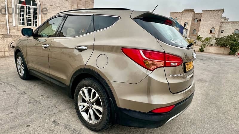 Hyundai Santa Fe 2014 for Sale 3