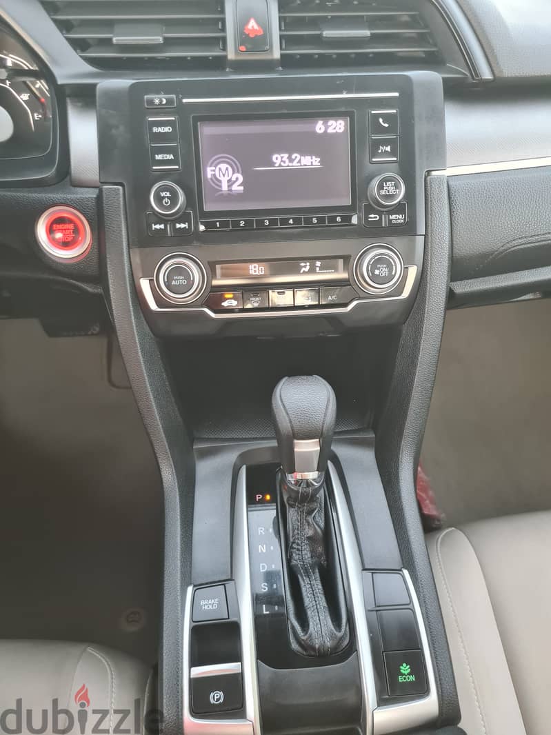 90 RO monthly Honda Civic 2018 Oman dealer service Full insurance 7