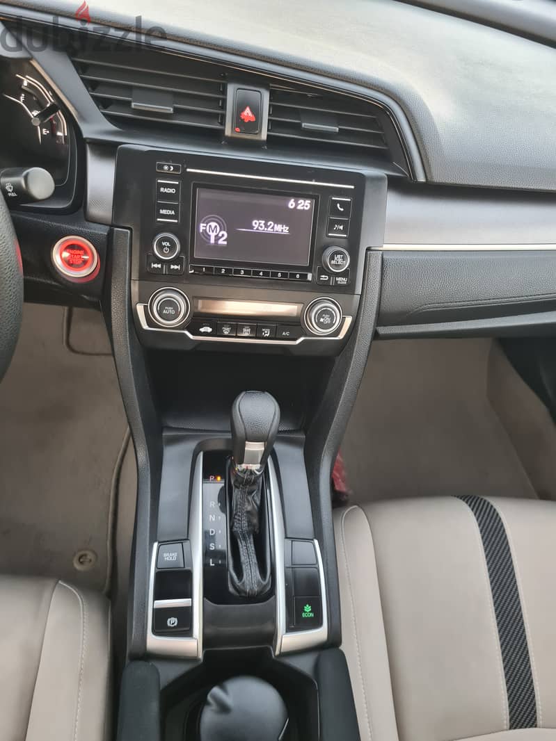 90 RO monthly Honda Civic 2018 Oman dealer service Full insurance 12