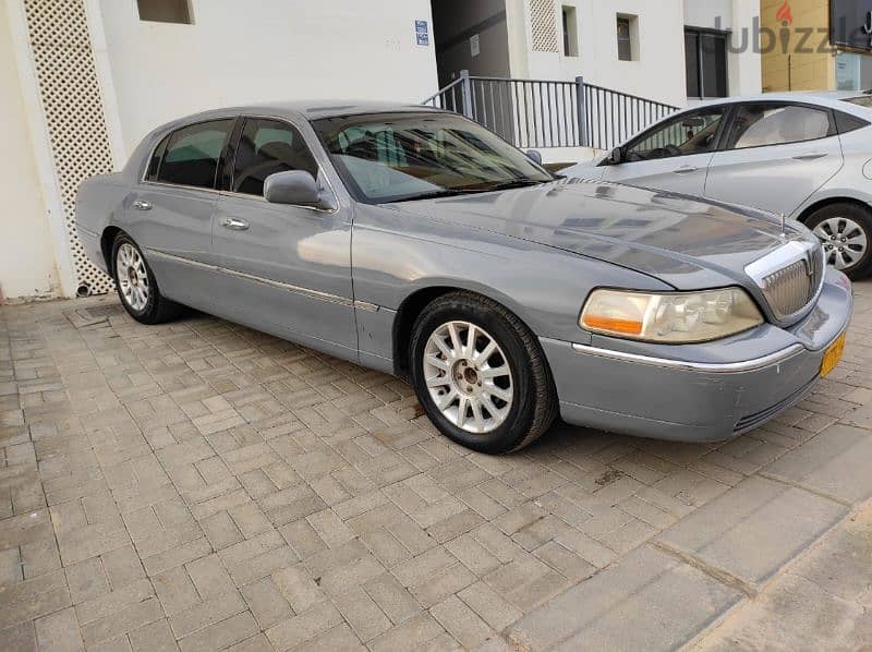 Lincoln Town Car 2006 1