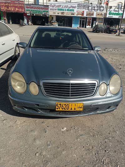 Mercedes-Benz E-Class 2005