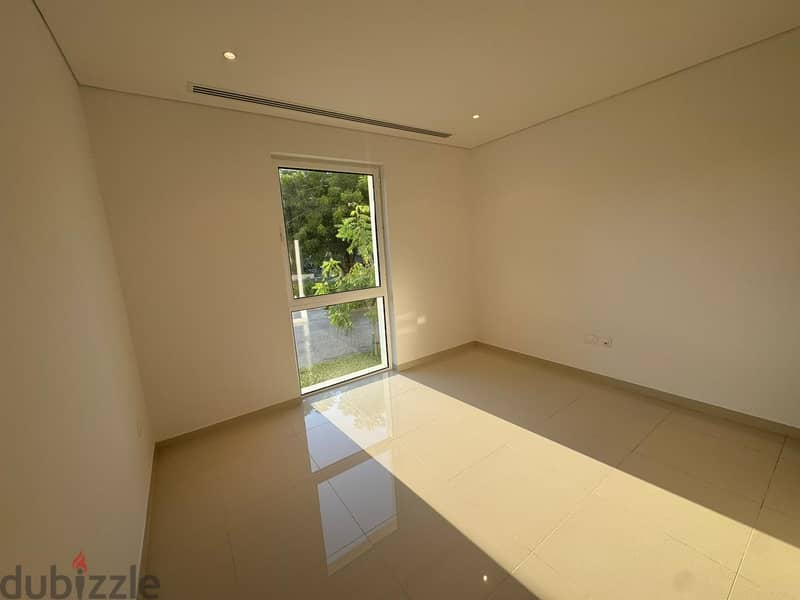 2 BR Beautiful Apartment in Al Mouj - The Gardens (TG4) 8