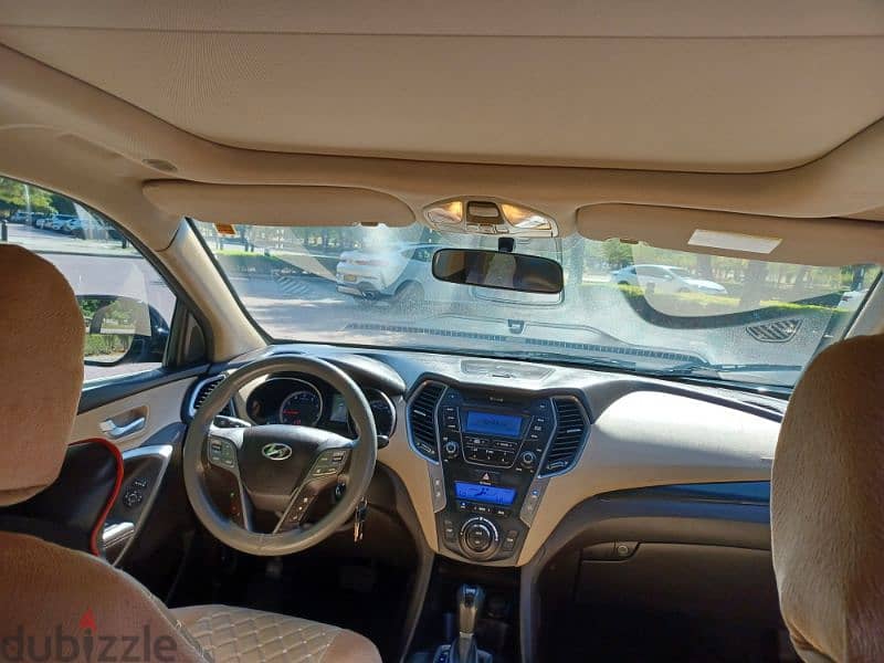 Hyundai santafe model 2014 (OMAN GCC) good condition for sale 11