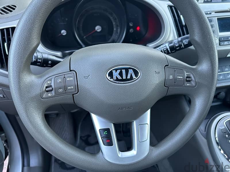 Expat single owner used! Kia Sportage 2013 Contact No 98082552 8