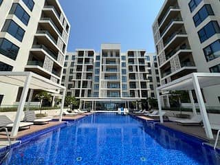 Luxurious 2-Bhk Aflat with Stunning Sea & Marina for sale 10