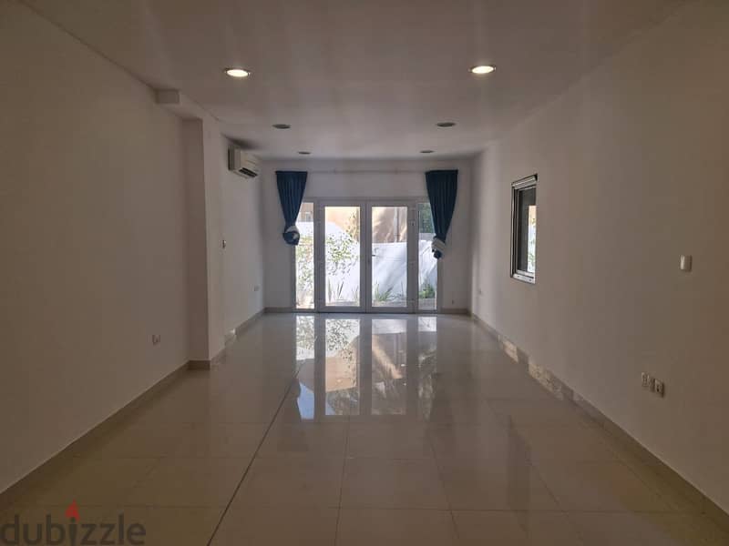 4 BR + 1 Maid’s Room Elegant Villa for Rent in Bousher 1