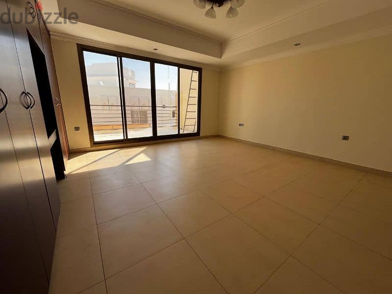 5+1 BHK Villa in Qurum Heights 9