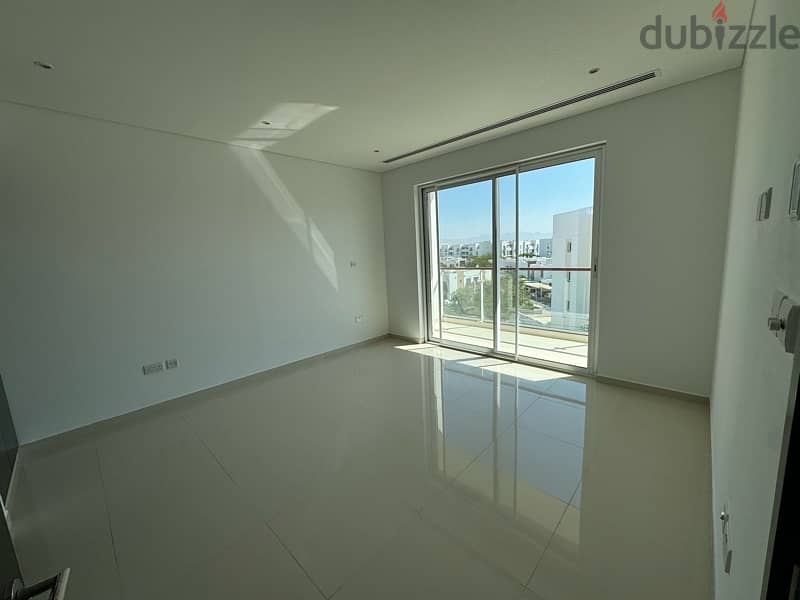 highly recommended 2+1Bhk apartment pool view at Mouj marsa 1 complex 7