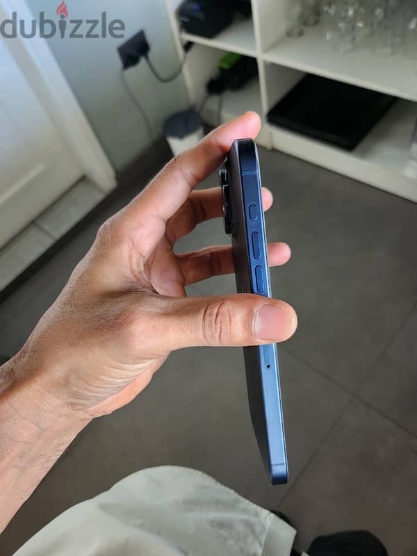 Iphone 15 pro max blue battery 97% 1