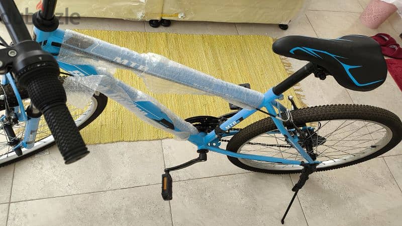 bike new blue adult size 8