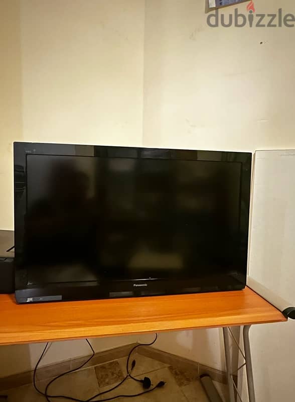 Panasonic TH-L32C5 32" VIERA Multisystem LCD TV 5