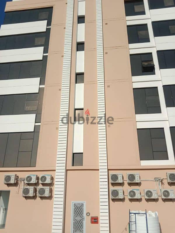 office for rent مكتب للايجار 3