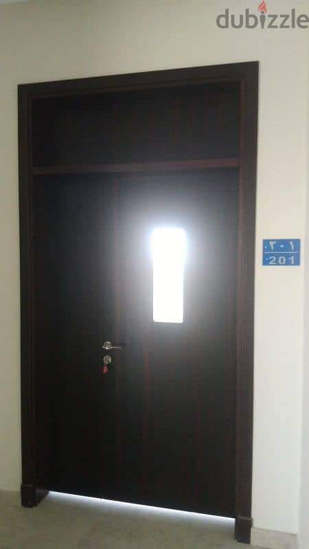 office for rent مكتب للايجار 6