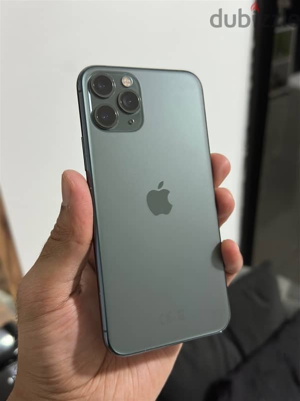 IPhone 11 Pro , 256 GB , 96% battery green color 0