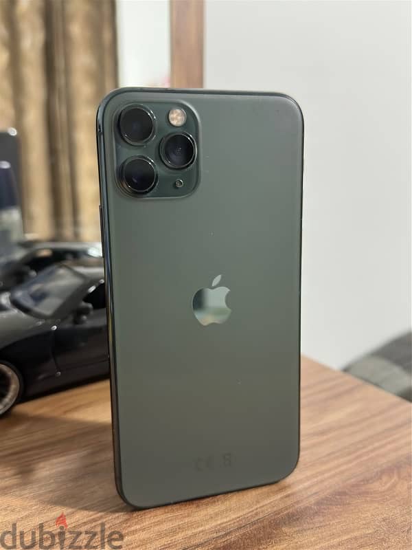 IPhone 11 Pro , 256 GB , 96% battery green color 4