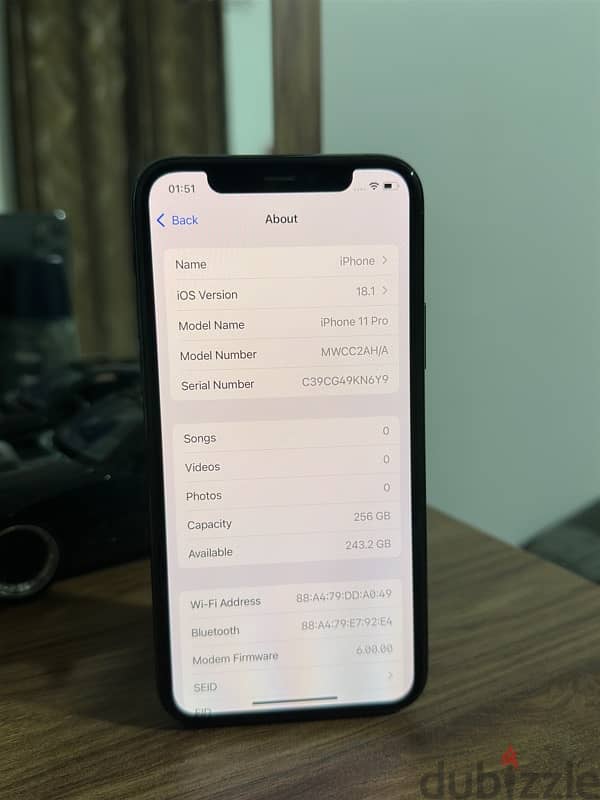 IPhone 11 Pro , 256 GB , 96% battery green color 6