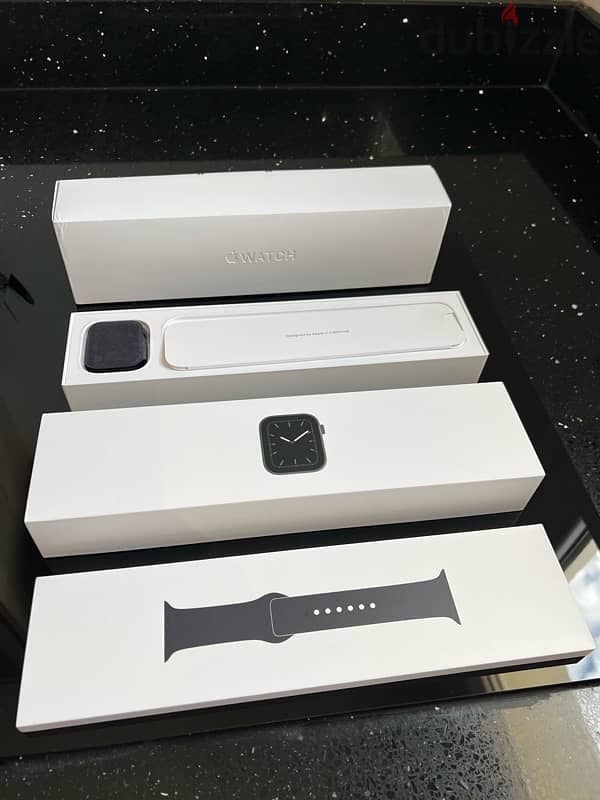 Apple Watch Series 5 - 44mm 1