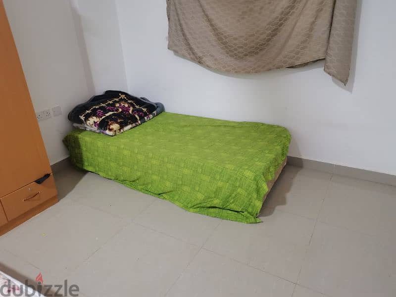 Bed space for bachelors Near Nesto 0