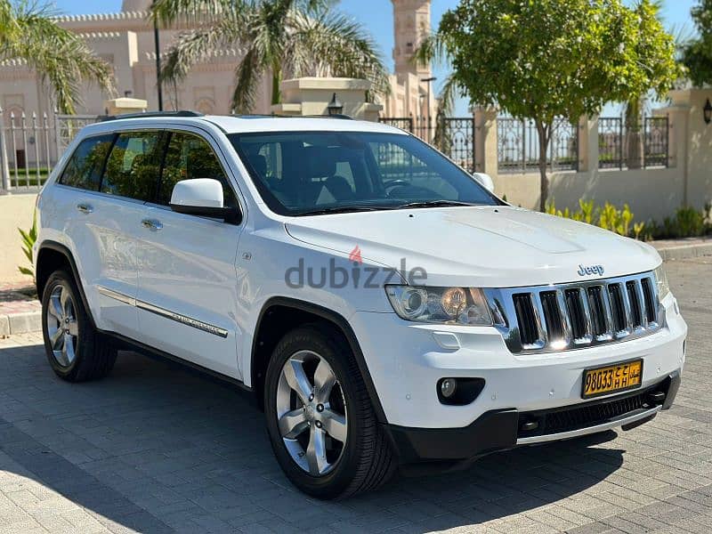 Jeep Grand Cherokee 2013 ( oman agency ) 0